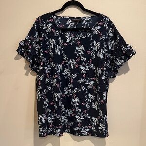 🩷Lane Bryant Vibrant Navy Floral Ruffle Sleeve Chic Blouse Business Casual